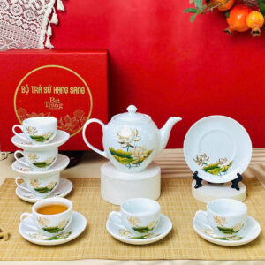 Bộ ấm chén trắng in logo vẽ vàng kim