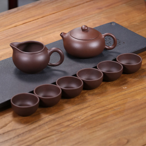 Ấm tử sa được làm từ loại đất khoáng đặc biệt