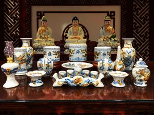 Bộ đồ thờ men rạn Bát Tràng
