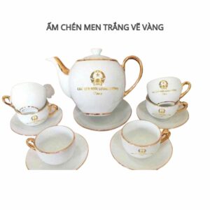 ấm chén vẽ vàng in logo
