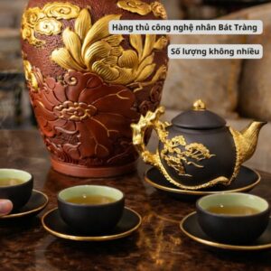 Bình trang trí dát vàng
